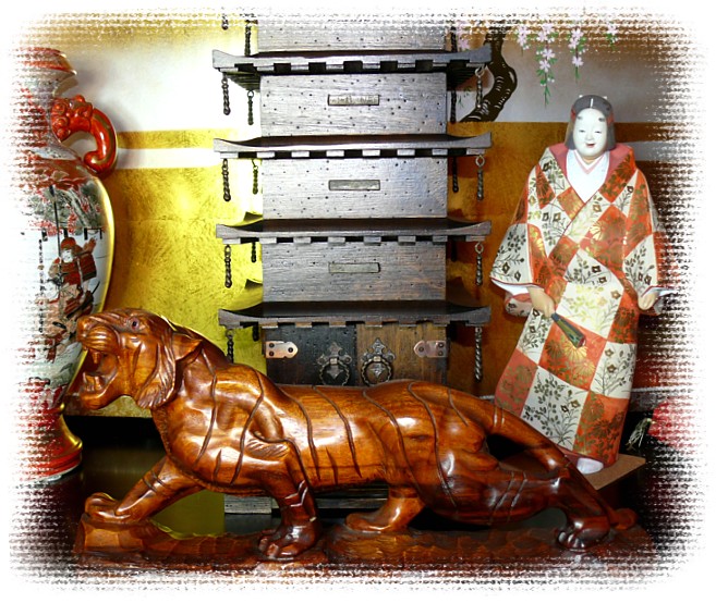 японская деревянная скульптура Тигр, 1930-е гг.