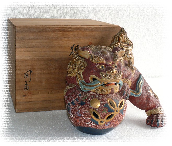 Kома-Ину, фарфоровая статуэтка, Япония