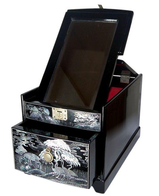 японская лаковая шкатулка для украшений, 1930-50-е гг.