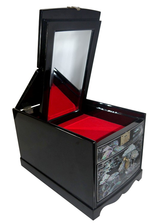 японская лаковая шкатулка для украшений, 1930-50-е гг.