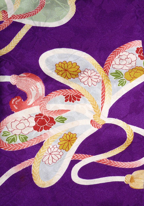 деталь рисунка на шелковом хаори