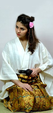 японские традиционные парадные хакама (штаны-юбка)