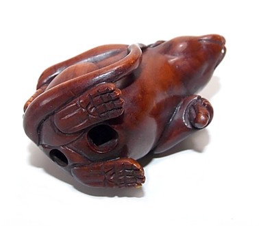 японская подписная нэцкэ Мышка с монетками, 1950-е гг.