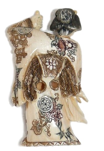 японская нэцкэ из слоновой кости