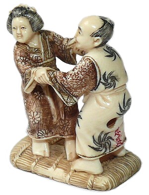 японская нэцкэ из слоновой кости