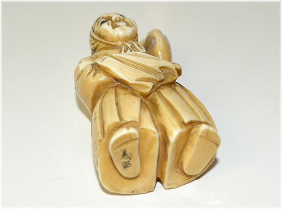 японская старинная нэцка