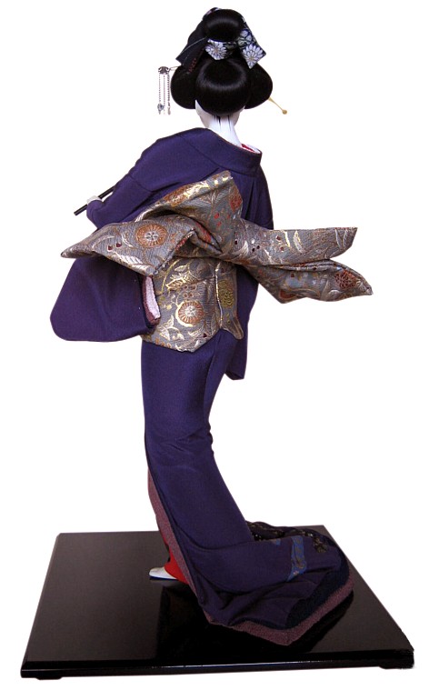 японская кукла