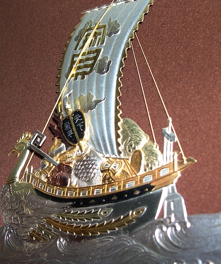 японская картина-рельеф из чистого серебра Корабль Сокровищ