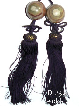 отвес для японской картины-свитка из зеленовато-коричневого оникса