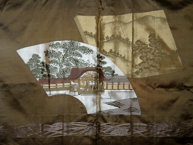 жаккардовая вышивка на подкладке мужского шелкового хаори