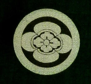 фамильный герб на шелковом хаори