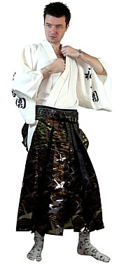 японские традиционные хакама из пзрчи